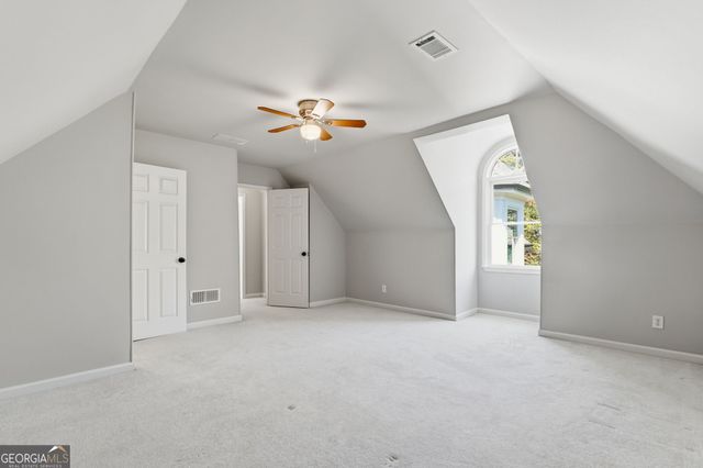 426 Clubview Drive, Woodstock, GA 30189