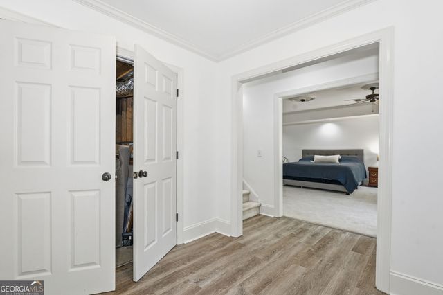 426 Clubview Drive, Woodstock, GA 30189