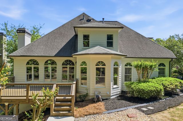 426 Clubview Drive, Woodstock, GA 30189