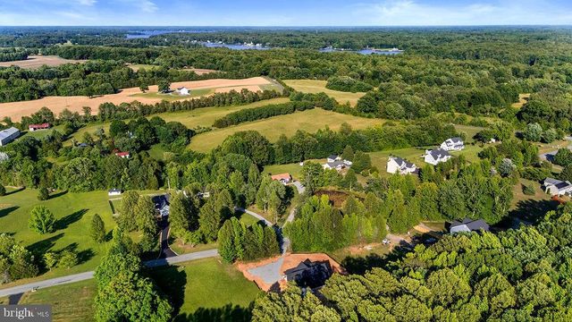 201 SECLUSION SHORES DR, Mineral, VA 23117