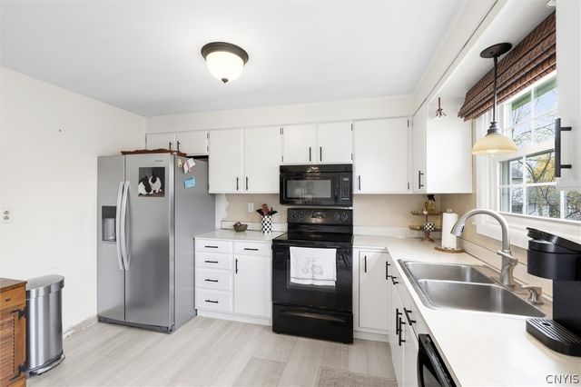8305 Sandra Avenue, Cicero, NY 13039
