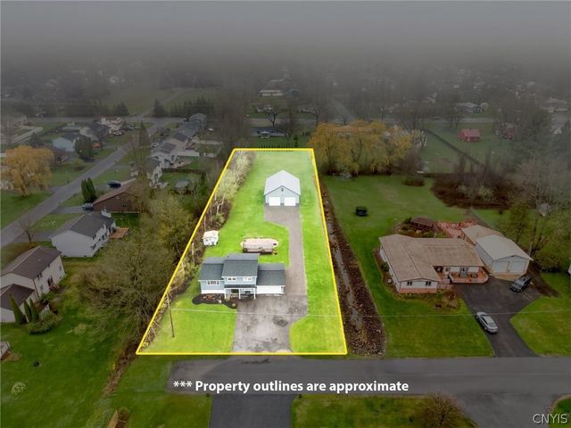 8305 Sandra Avenue, Cicero, NY 13039
