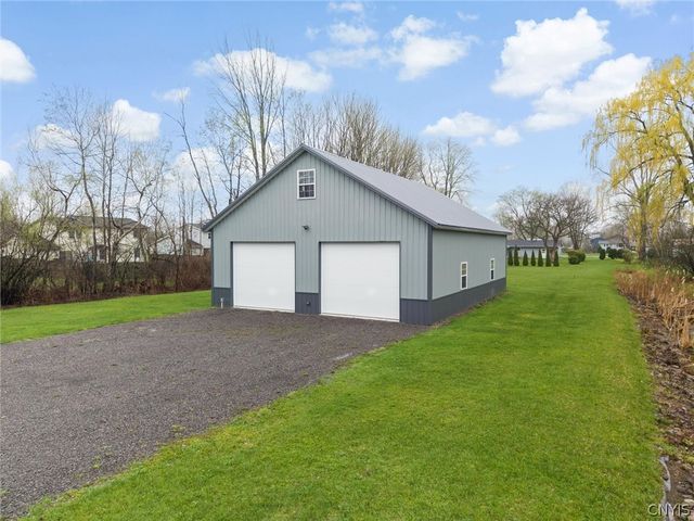 8305 Sandra Avenue, Cicero, NY 13039