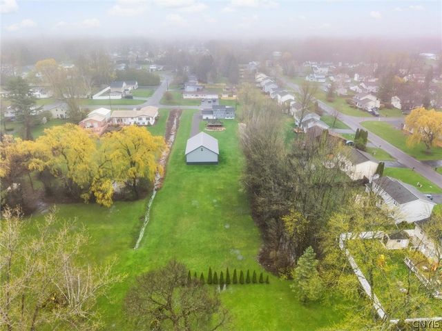 8305 Sandra Avenue, Cicero, NY 13039