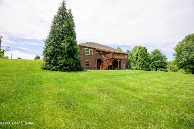 330 Stonebriar Dr, Elizabethtown, KY 42701