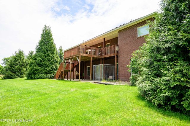 330 Stonebriar Dr, Elizabethtown, KY 42701