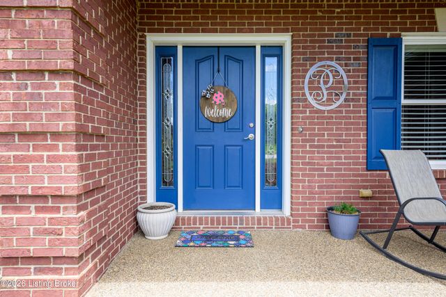 330 Stonebriar Dr, Elizabethtown, KY 42701