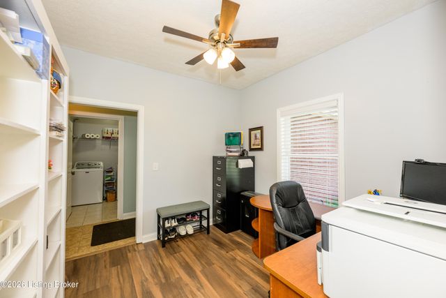 330 Stonebriar Dr, Elizabethtown, KY 42701