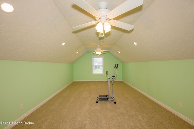 330 Stonebriar Dr, Elizabethtown, KY 42701