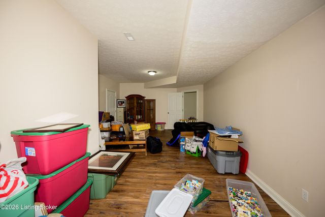 330 Stonebriar Dr, Elizabethtown, KY 42701