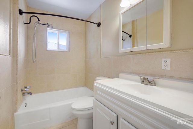 327 Monroe St, Twin Falls, ID 83301
