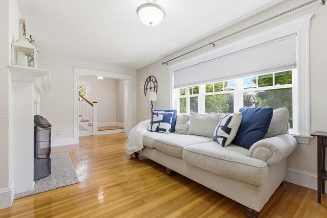 443 Summer Ave, Reading, MA 01867