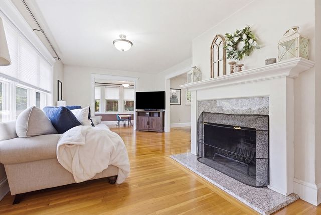 443 Summer Ave, Reading, MA 01867