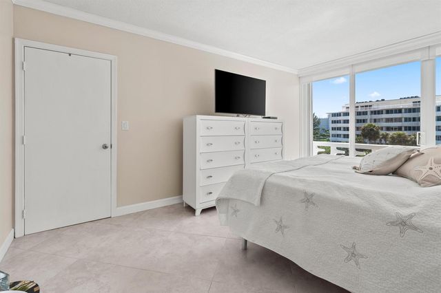 2760 S Ocean Boulevard 313, Palm Beach, FL 33480