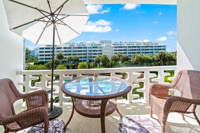 2760 S Ocean Boulevard 313, Palm Beach, FL 33480
