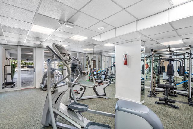 2760 S Ocean Boulevard 313, Palm Beach, FL 33480