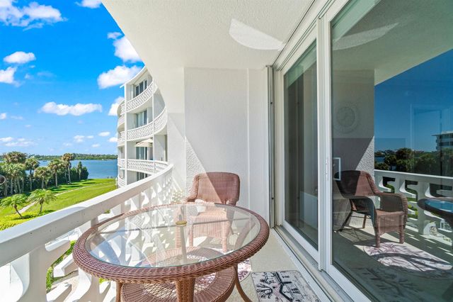2760 S Ocean Boulevard 313, Palm Beach, FL 33480