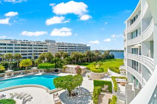 2760 S Ocean Boulevard 313, Palm Beach, FL 33480