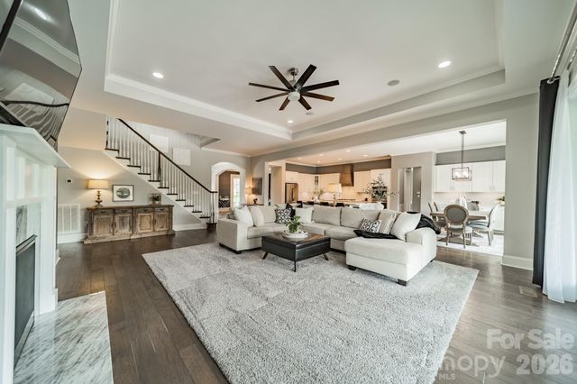 417 Wheatberry Hill Drive, Matthews, NC 28104