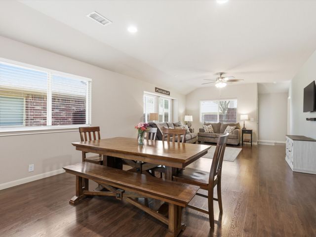 452 Harding Lane, Lavon, TX 75166