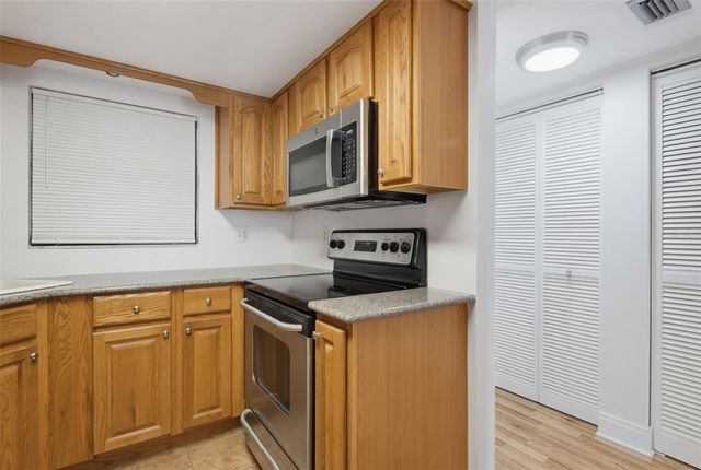 100 GRANT AVENUE 24, Daytona Beach Shores, FL 32118