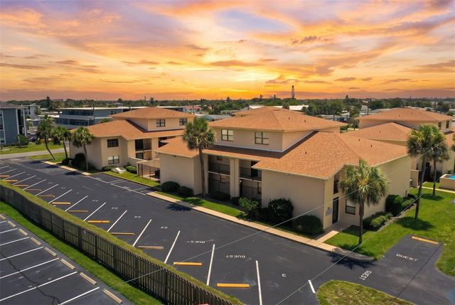 100 GRANT AVENUE 24, Daytona Beach Shores, FL 32118