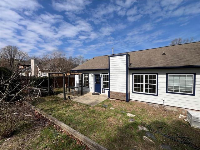 54 Oxford Brook Way, Lawrenceville, GA 30046