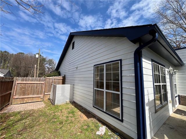 54 Oxford Brook Way, Lawrenceville, GA 30046