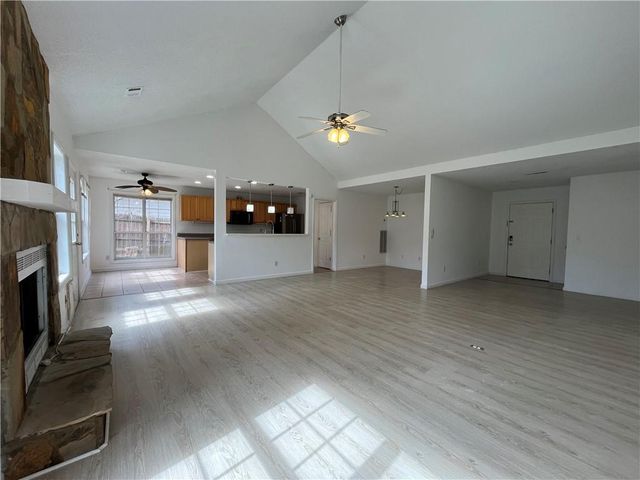 54 Oxford Brook Way, Lawrenceville, GA 30046