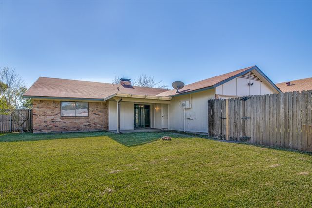 2913 Concord Drive, Mesquite, TX 75150
