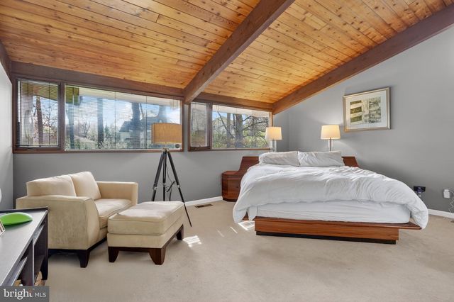 1219 INGLESIDE AVE, Mclean, VA 22101