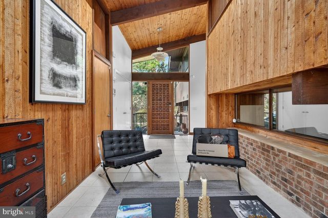 1219 INGLESIDE AVE, Mclean, VA 22101