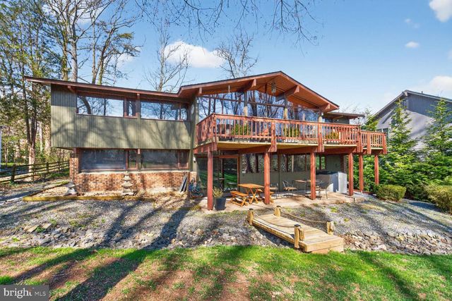 1219 INGLESIDE AVE, Mclean, VA 22101