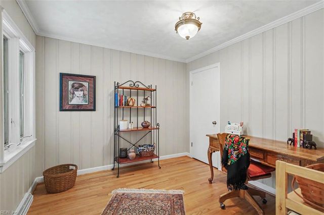 12 Pine Cone DR, Hampton, VA 23669