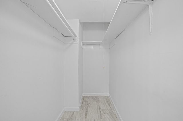 218 Southbrook Circle, Houston, TX 77060