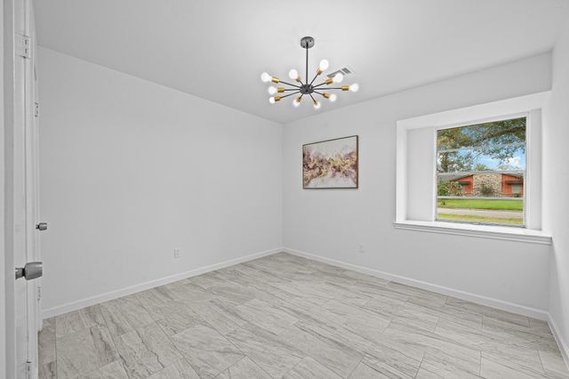 218 Southbrook Circle, Houston, TX 77060