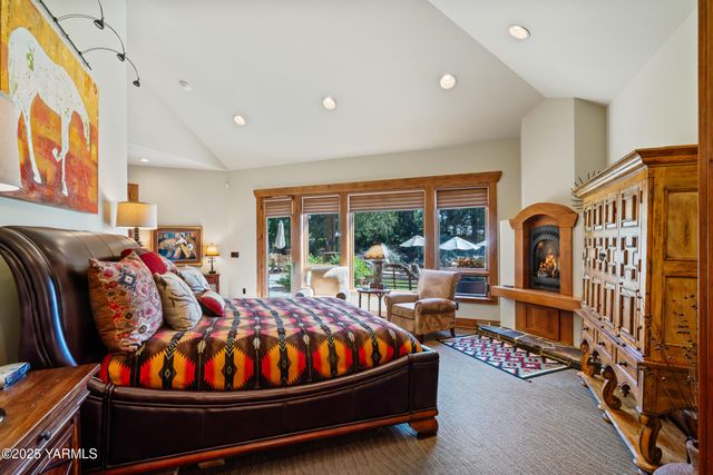 721 Selah Ridge Dr, Selah, WA 98942