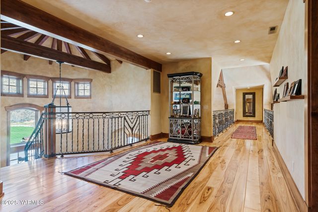 721 Selah Ridge Dr, Selah, WA 98942