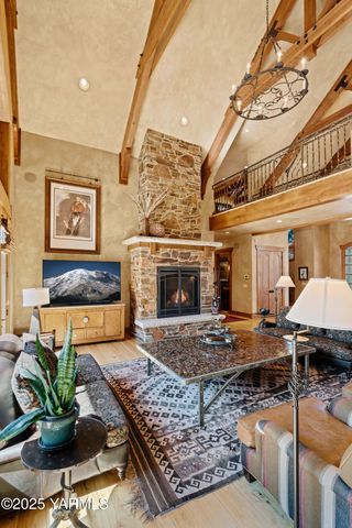 721 Selah Ridge Dr, Selah, WA 98942