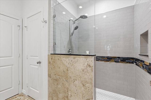 13900 Noel Road 15, Dallas, TX 75240