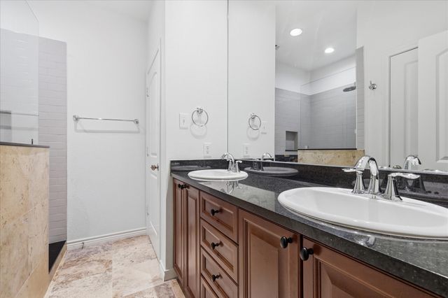 13900 Noel Road 15, Dallas, TX 75240