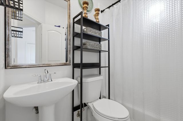 13900 Noel Road 15, Dallas, TX 75240