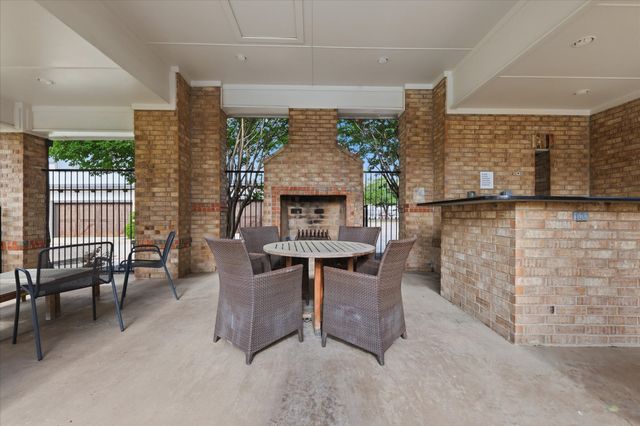 13900 Noel Road 15, Dallas, TX 75240