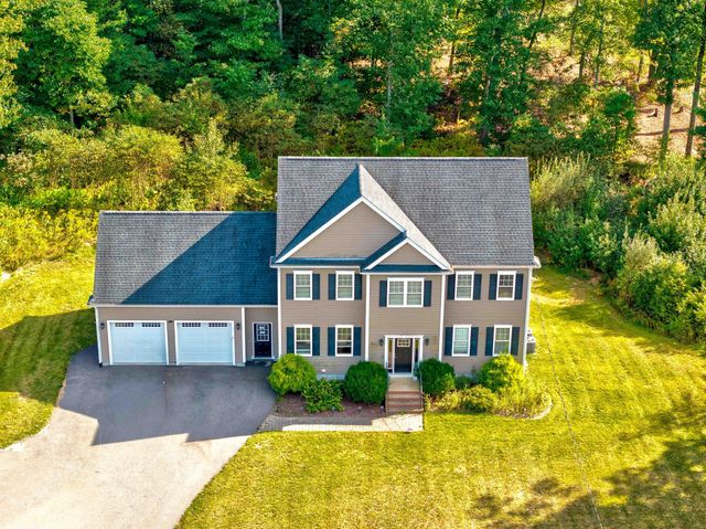60 Foxboro Rd, Wrentham, MA 02093
