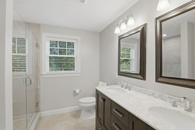 60 Foxboro Rd, Wrentham, MA 02093