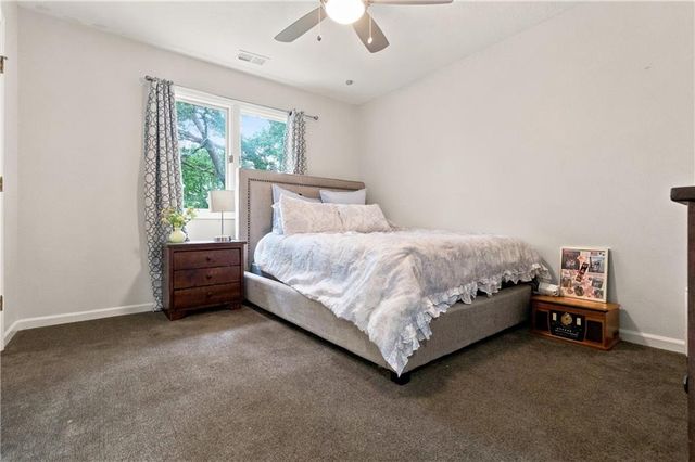 7505 El Monte Circle, Prairie Village, KS 66208