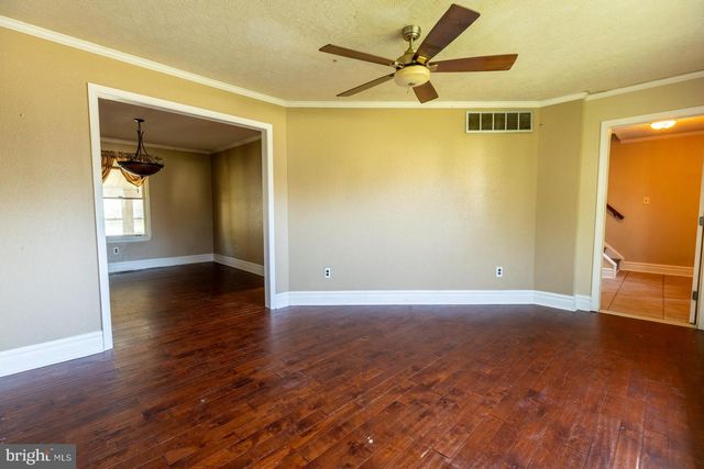 447 PROSPECT AVE, West Berlin, NJ 08091