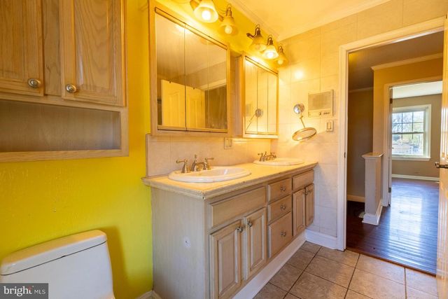 447 PROSPECT AVE, West Berlin, NJ 08091