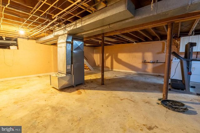 447 PROSPECT AVE, West Berlin, NJ 08091