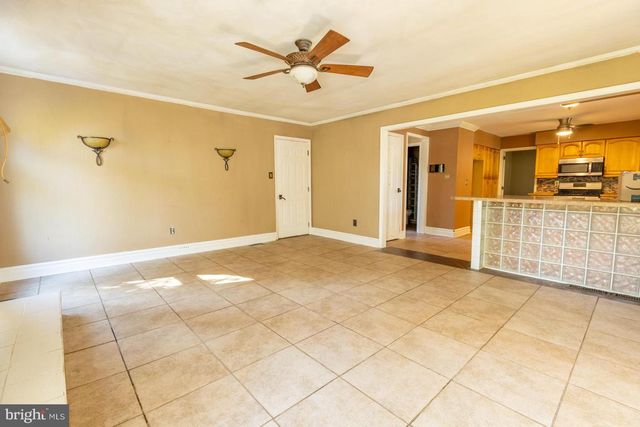 447 PROSPECT AVE, West Berlin, NJ 08091